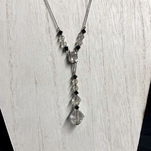 Glass beaded vintage style necklace